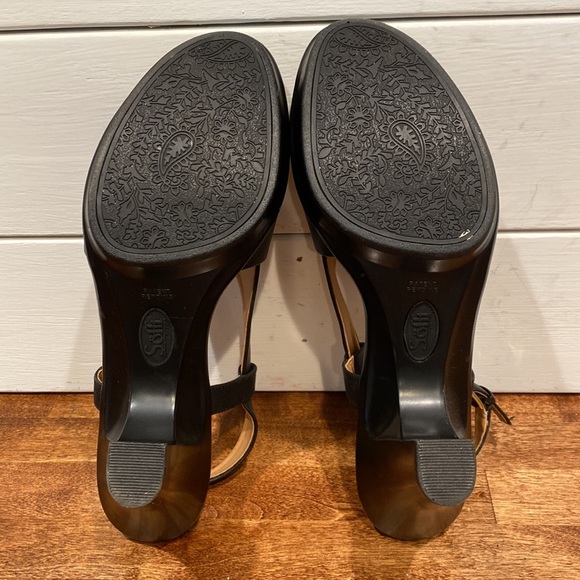 Sofft Size 10 Leather Heels - Picture 5 of 8